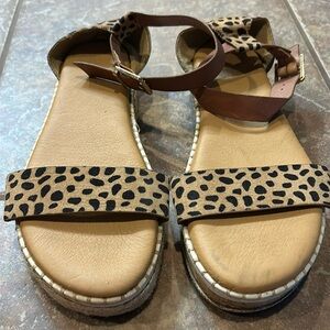 Bamboo Cheetah Print Ankle Buckle Sandals size 10